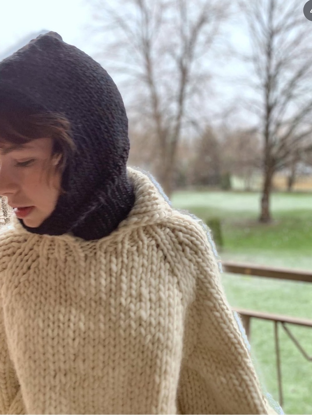 Good Night Day Nayes Polo Handknit Yarn Sweater - Picture 8 of 11